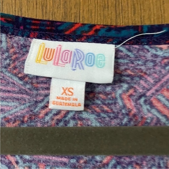 size XS geometric design LulaRoe Amelia dress - Picture 3 of 6